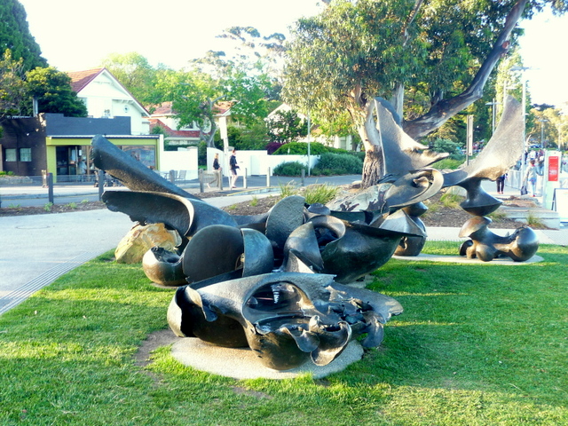 Tidal Pools, Stephen Walker 1970. Bronze sculpture, originally located at Mawson Place, Sullivan's Cove, but moved to Sandy Bay Beach in 2013