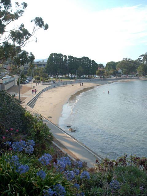 Long Beach at Sandy Bay on a summer Friday evening, with the Hobart Twilight Market in full swing