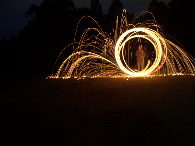 A lucky early capture of steel wool spinning