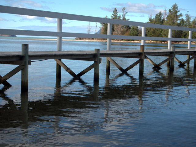 A jetty on the Prosser River at Orford