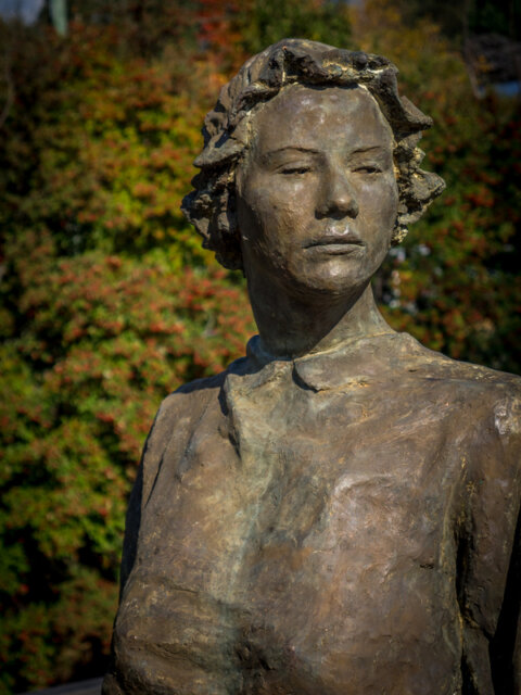 Brydie, descendant of Martha Gregory. sculpted by Rowan Gillespie